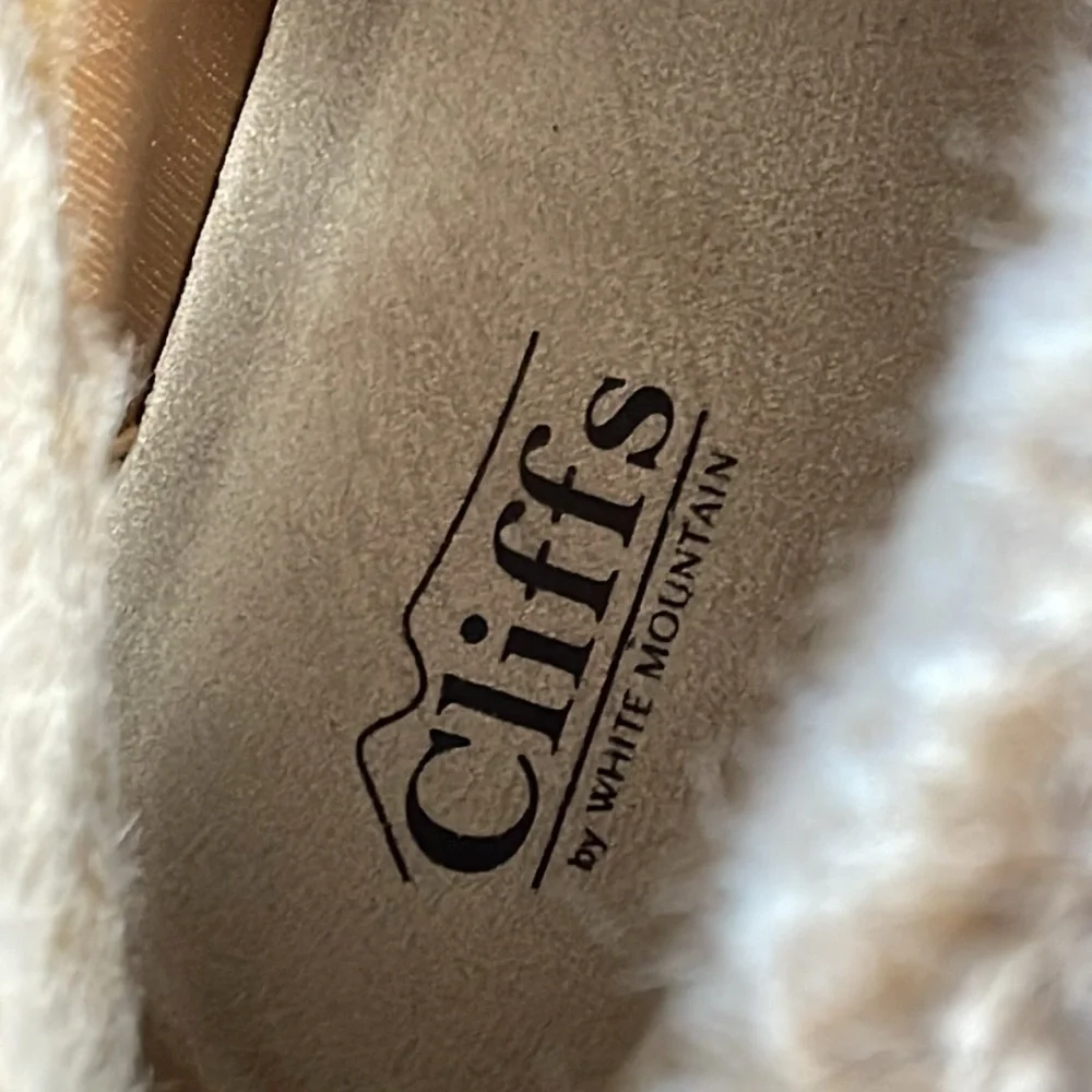 Cliffs by White Mountain Hallett Ankle Boot Bootie Hiking Winter Tan Sz 11W
